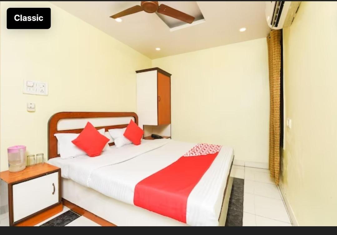 Palace Paharganj Guest house *